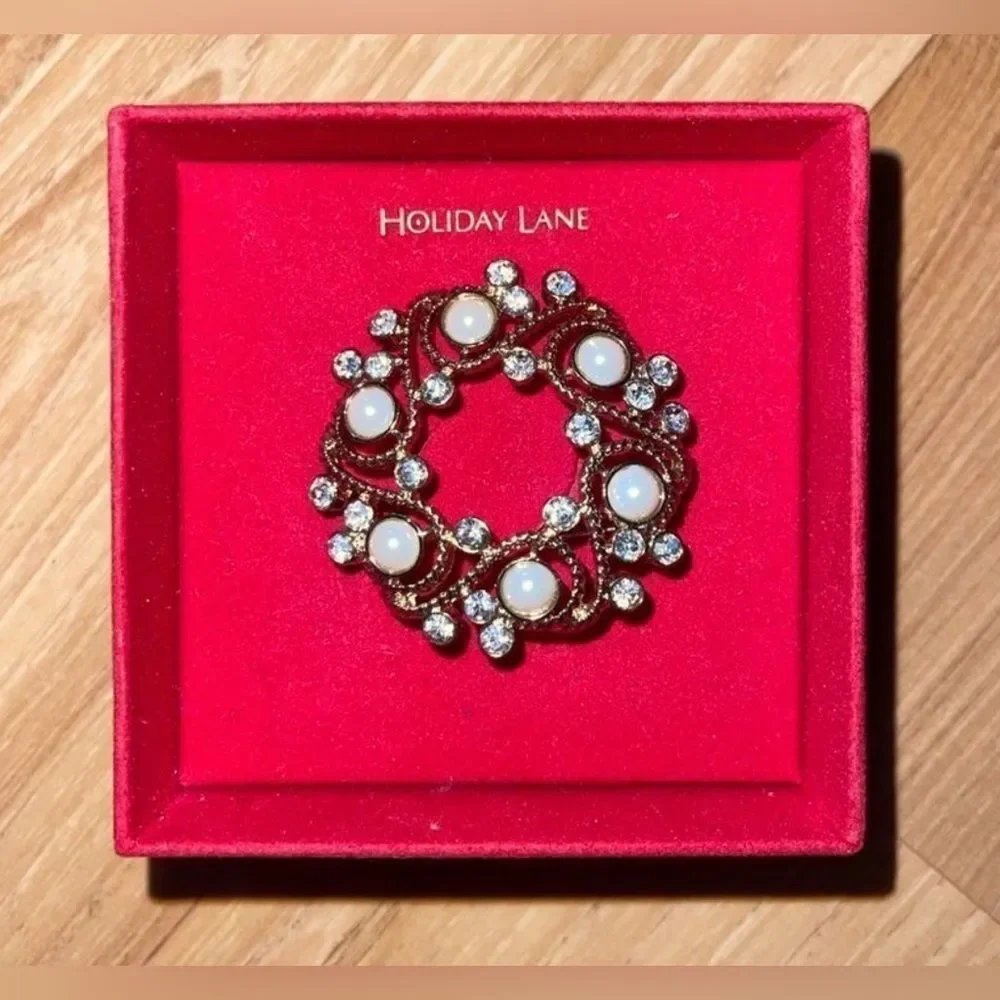 Holiday Lane Gold Christmas Wreath Pin Holiday Lane Gold Christmas Wreath Pin